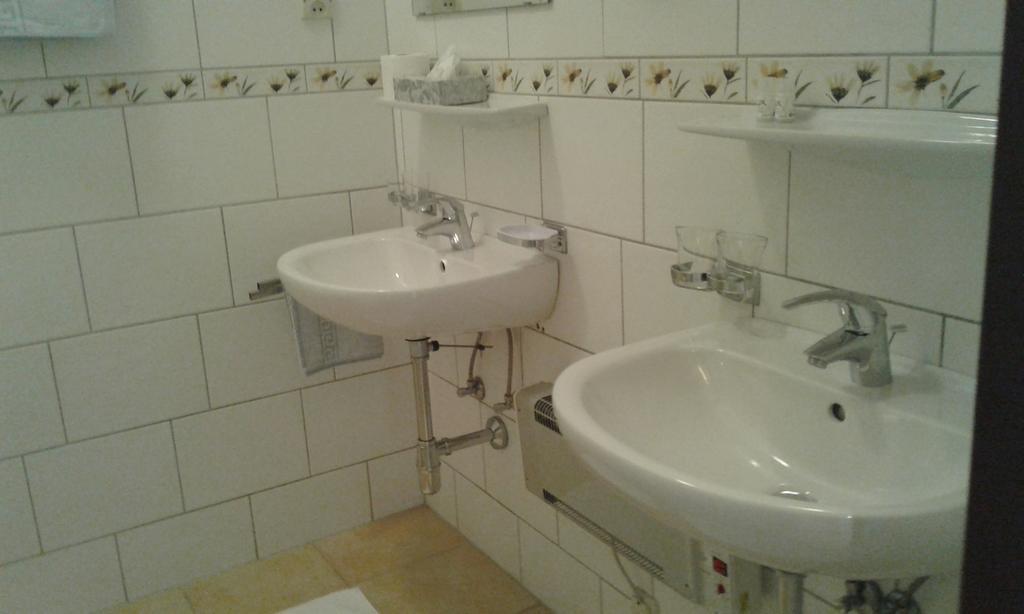 Hotel Restaurant Winterbach Sankt Anton an der Jessnitz Szoba fotó